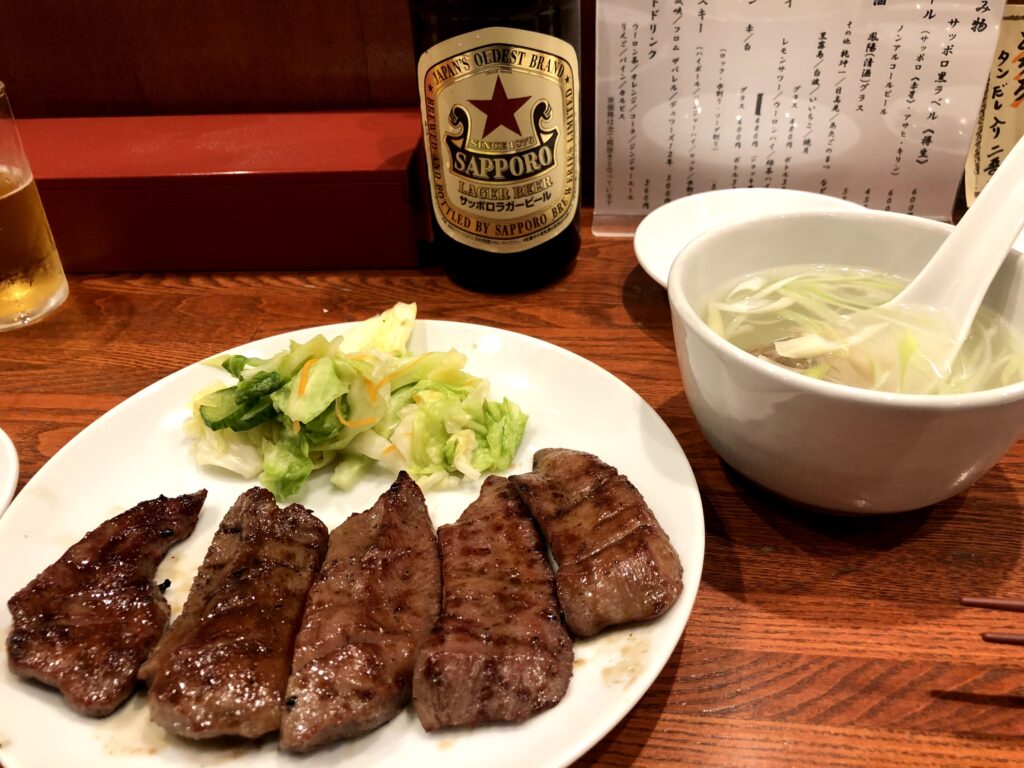 閣の上品な牛タン